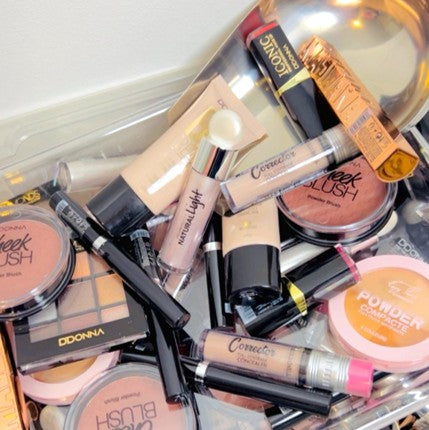 Pack de maquillaje a suertes